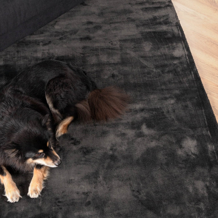 Hioshop Indra vloerkleed 350x250 cm viscose donkergrijs.