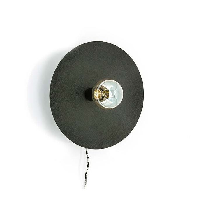 Furnilux - Wandlamp Horus zwart small -  35 x 35 x 11 cm