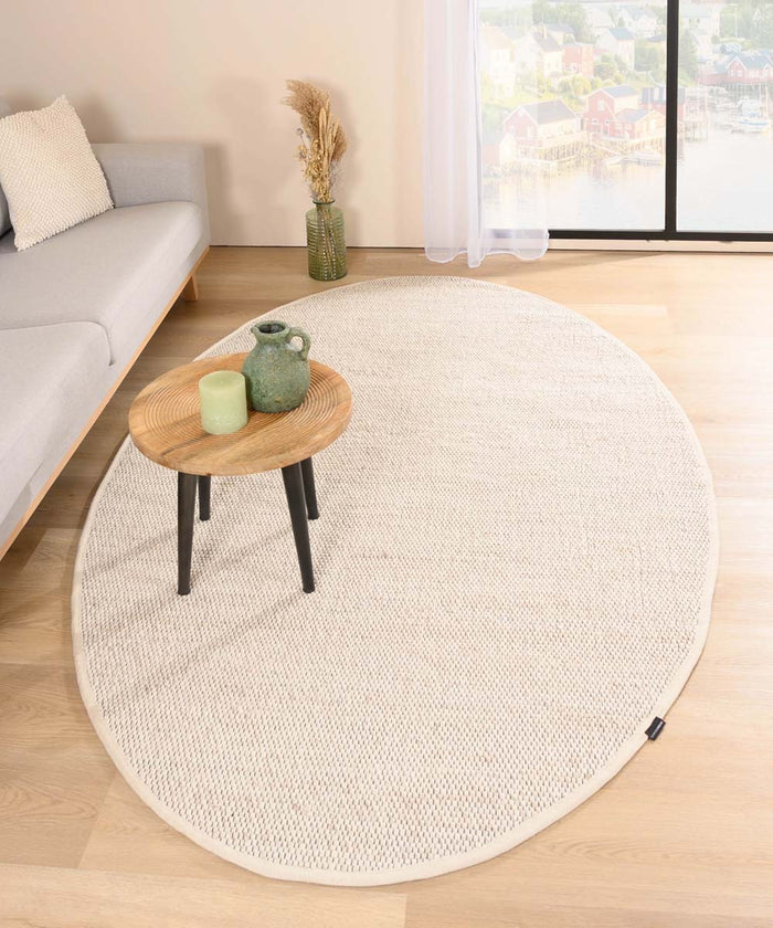 Nordic Weavers Wollen vloerkleed ovaal - Lett wit - 122x183 cm