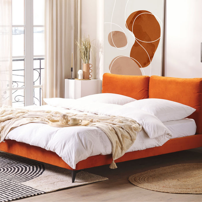 Beliani - MELLE - Tweepersoonsbed - Oranje - 180 x 200 cm - Fluweel