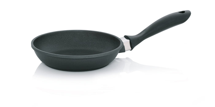 Koekenpan 18 cm - Kela | Kerros