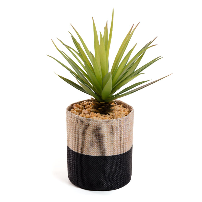 Kave Home - Kleine Kunstpalm in raffia pot