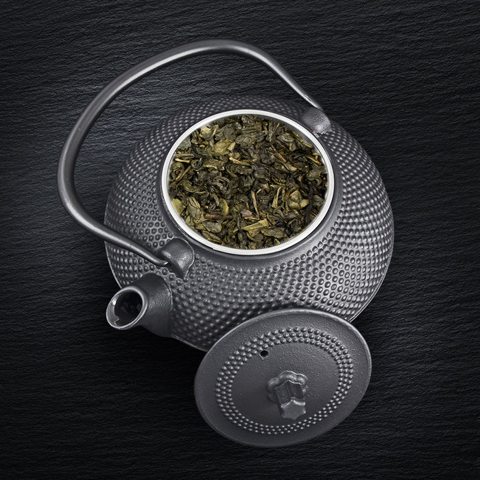 SakuraTea - Theepot - Gietijzer - 1.5L - Zwart Gehamerd -