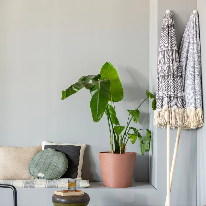 by fonQ basic Tassel Parasol Ø 200 cm - Shell Mokka