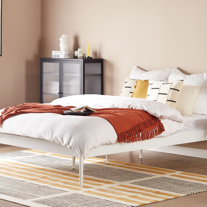 Beliani - VAURS - Tweepersoonsbed - Wit - 160 x 200 cm - Staal