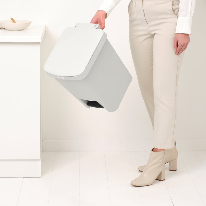 Brabantia StepUp Pedaalemmer - 25 L - Light Grey
