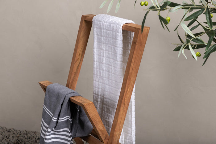 Nest living Frida houten kledingrek naturel