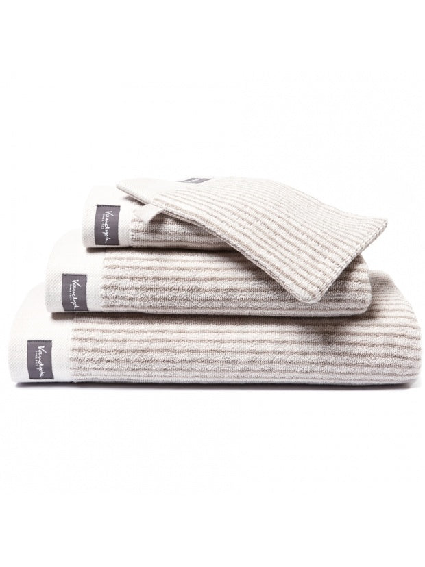 7ada5321-a982-455d-8234-ad9ffb3385b1-vrijstaandbeeld.jpg (7062562) 