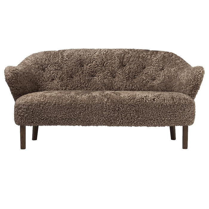 Audo Copenhagen Ingeborg 2,5-zits bank donker eiken Sheepskin Sahara