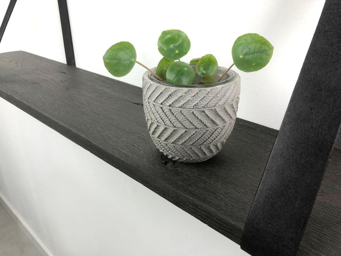 Woodbrothers 18mm wandplank recht zwart 90x20cm + leren riem zwart