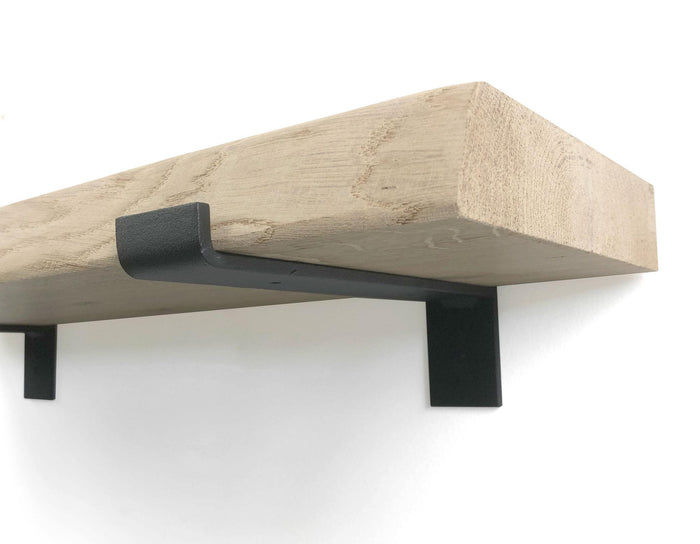 Woodbrothers Eiken wandplank boomkant 80cm + 20cm diepe zwarte dragers