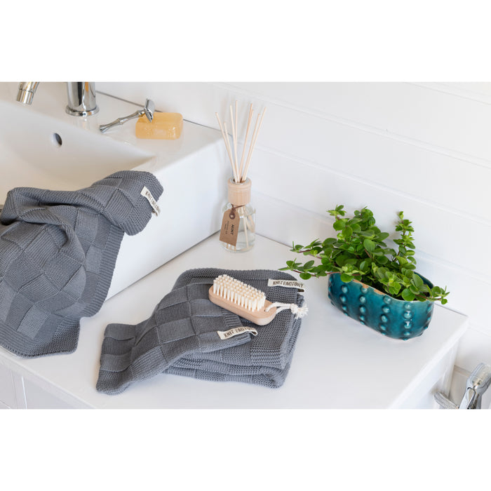 Knit Factory Handdoek Ivy - Khaki - 50x100 cm