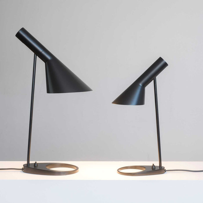 Louis Poulsen AJ Mini tafellamp Warm Sand