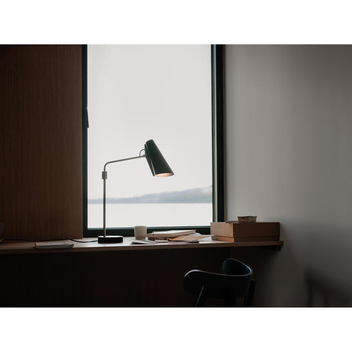 Northern Birdy Swing tafellamp zwart messing