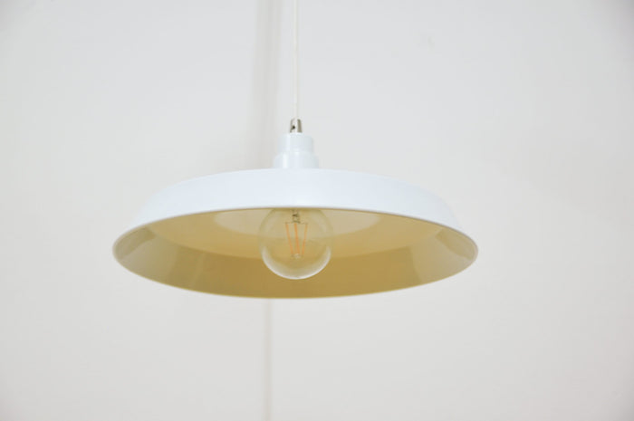 Reliving Vintage Witte Metalen Hanglamp