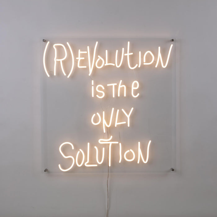 LED wandlamp (R)evolution is the only solution