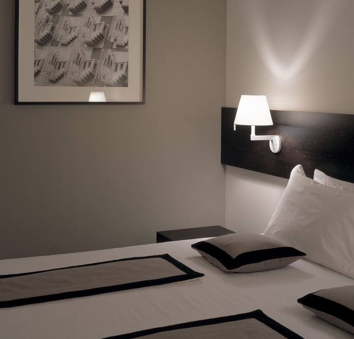 Melampo wandlamp met schakelaar aluminium