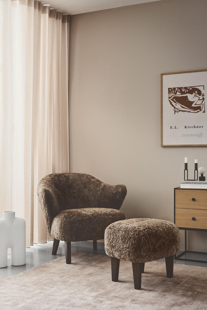 Audo Copenhagen Ingeborg voetenbank donker eiken Sheepskin Honey