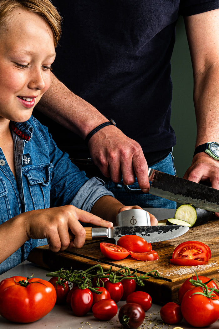 Forged Olive kinderkoksmes, vingerbeschermer en hoes