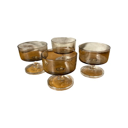 Reliving Vintage Feestelijke Coupeglazen In Rookglas Kerst