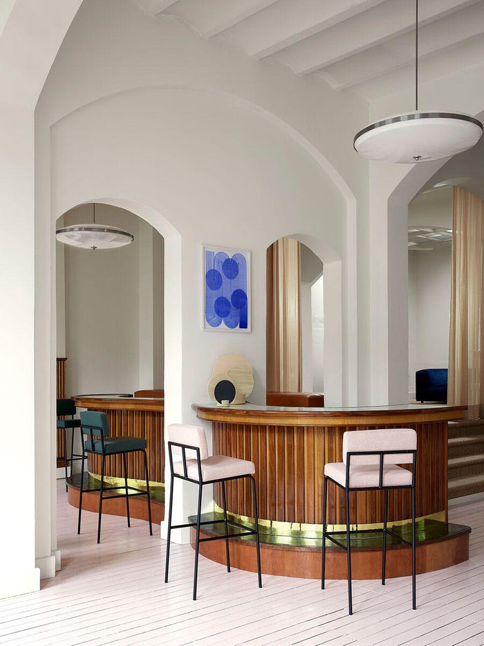 FÉST Monday barkruk 80 zwart Royal 160 magnolia