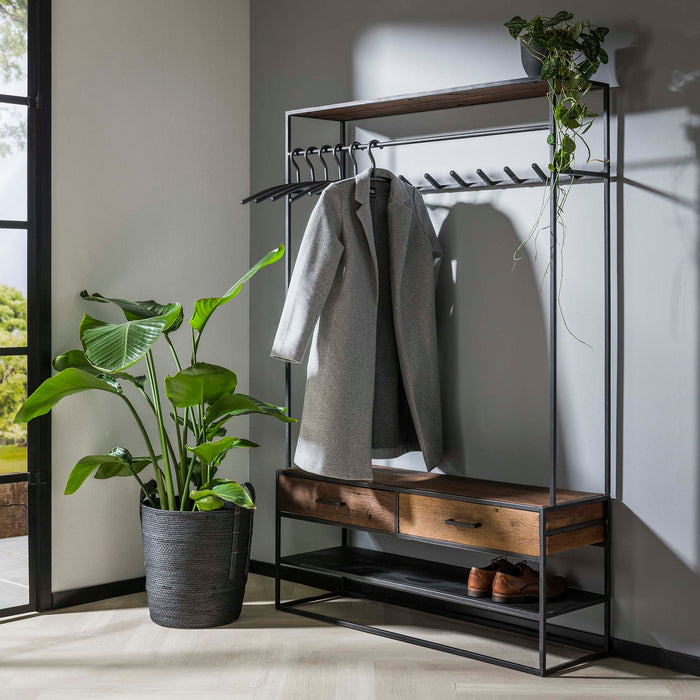 by fonQ  Nino Garderoberek - 9 haken