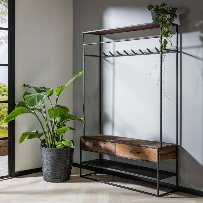 by fonQ  Nino Garderoberek - 9 haken