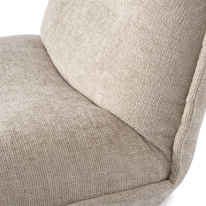 321694-x01-202311182122-C.jpg (7644287) 