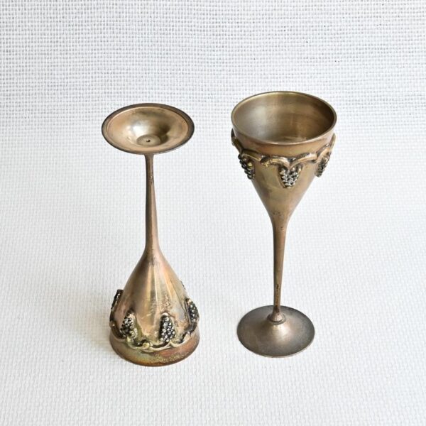 Reliving Set Van Twee Koperen Wijnbekers