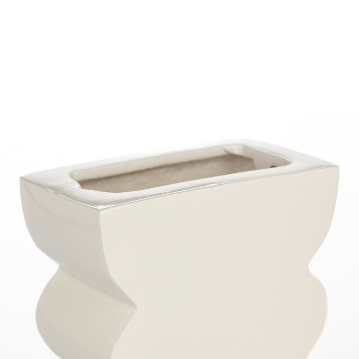 321758-x03-202312121624-C.jpg (7703590) 