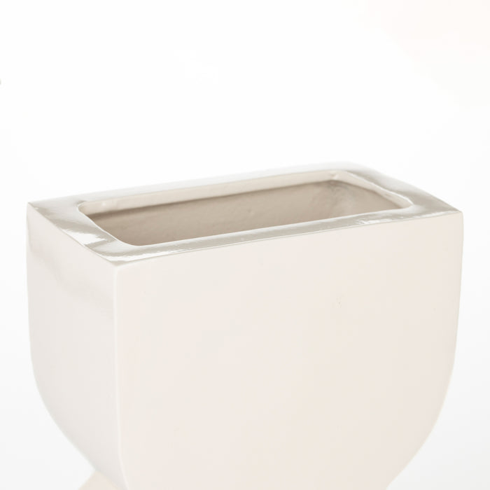 321764-x04-202312121623-C.jpg (7703629) 