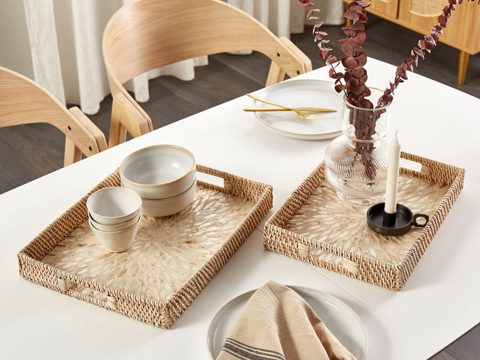 Beliani - NDEBELE - Dienblad - Lichtgrijs - Rotan