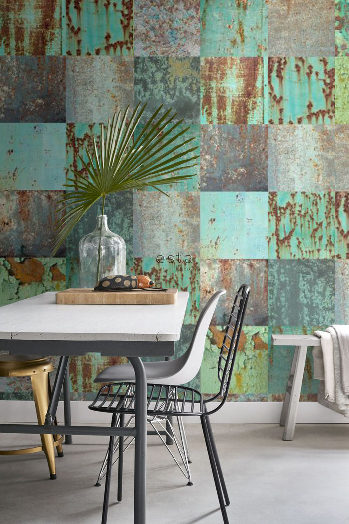 ESTAhome XXL behang patchwork roestige metalen platen zeegroen en brui