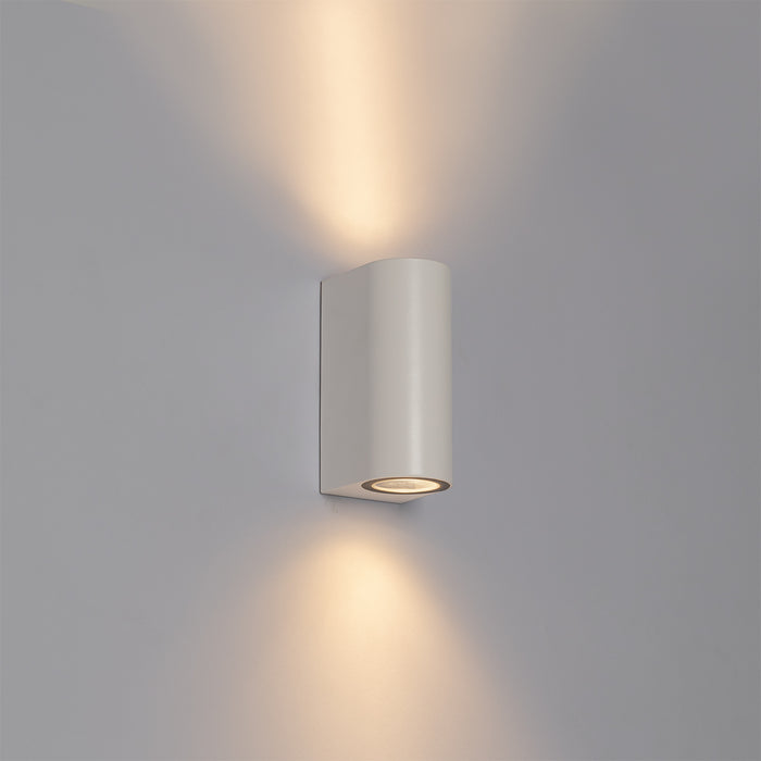 QAZQA Moderne buiten wandlamp wit kunststof ovaal 2-lichts - Baleno
