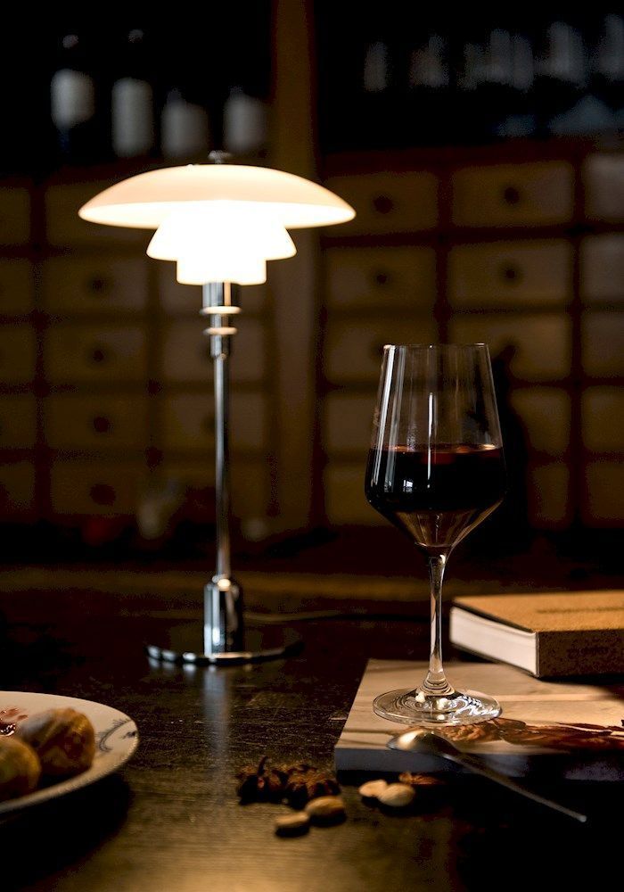 Louis Poulsen PH 3|2 tafellamp zwart gemetaliseerd