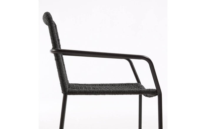 Kave Home - Ellen stoel in zwart touw en gegalvaniseerd staal