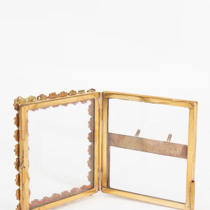 Sissy-Boy Goudkleurig fotolijstje dubbelglas staand met madeliefjes