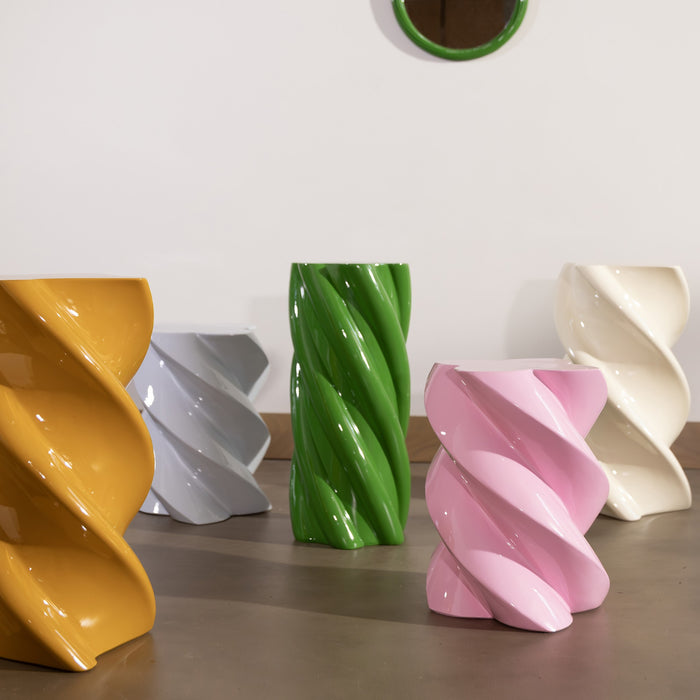 &k amsterdam Pillar Marshmallow Bijzettafel H 40 cm - Concrete