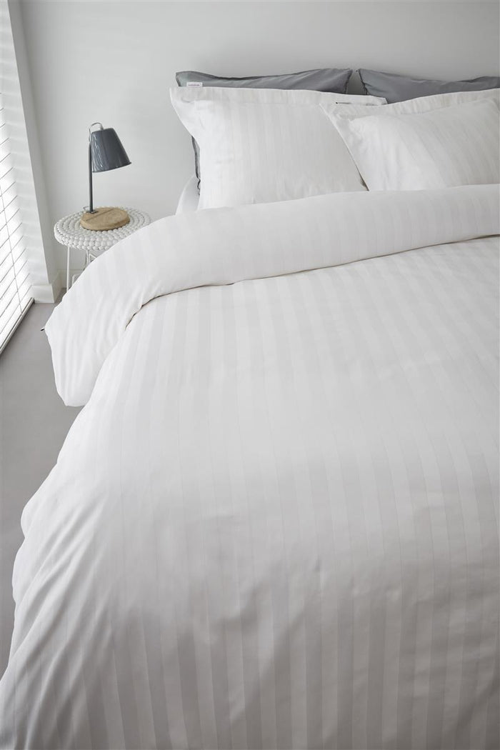 Beddinghouse Shine  dekbedovertrek - 240x200|220 - Wit