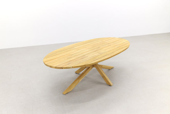 Taste Prado Ellips ovale tuintafel - 240x115 cm. teakhout