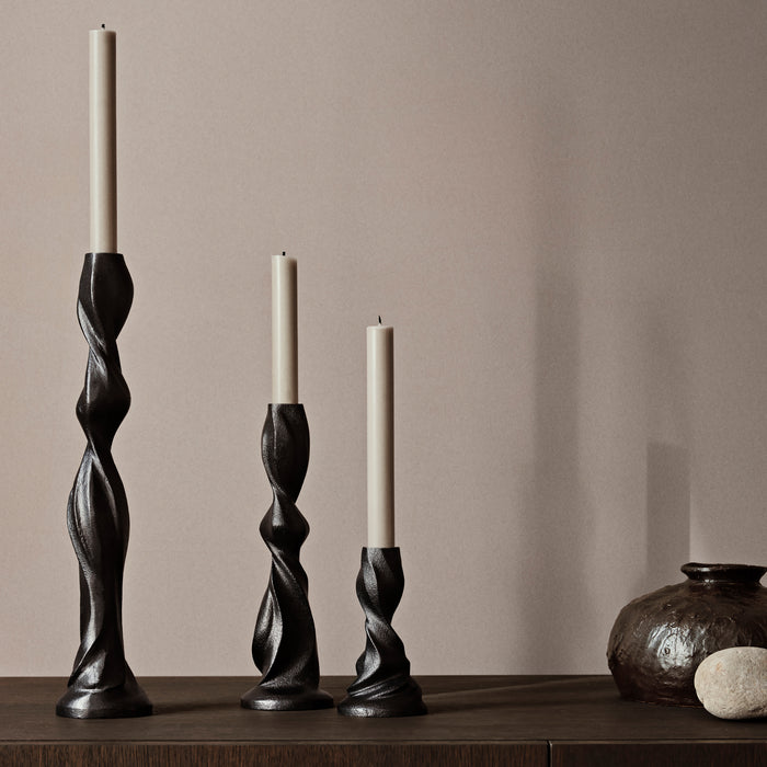 Ferm Living Gale Kandelaar Blackened Aluminium - H 13 cm