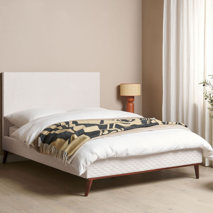 Beliani-BAYONNE-Tweepersoonsbed-Gebroken wit-140 x 200 cm-Fluweel