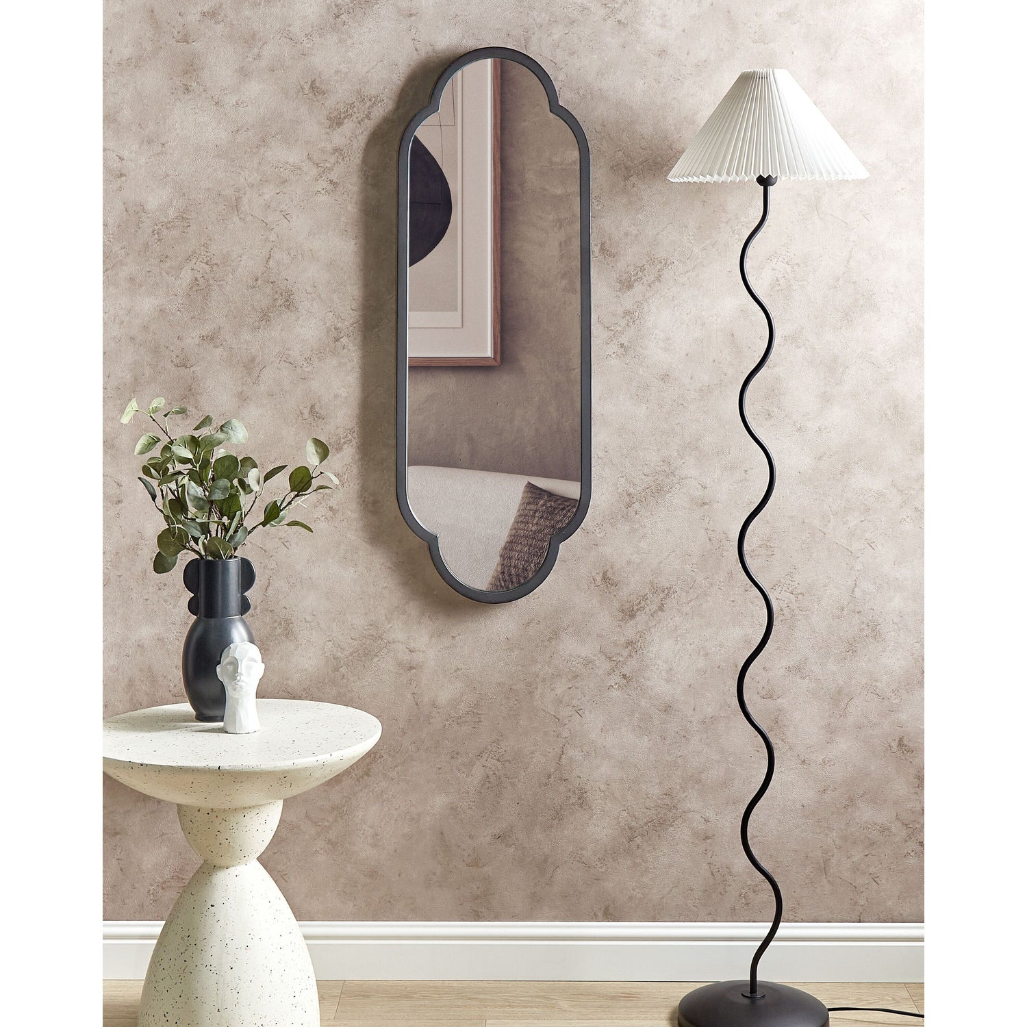 Beliani - TROUY - Wandspiegel - Zwart- 32 x 102 cm - Metaal