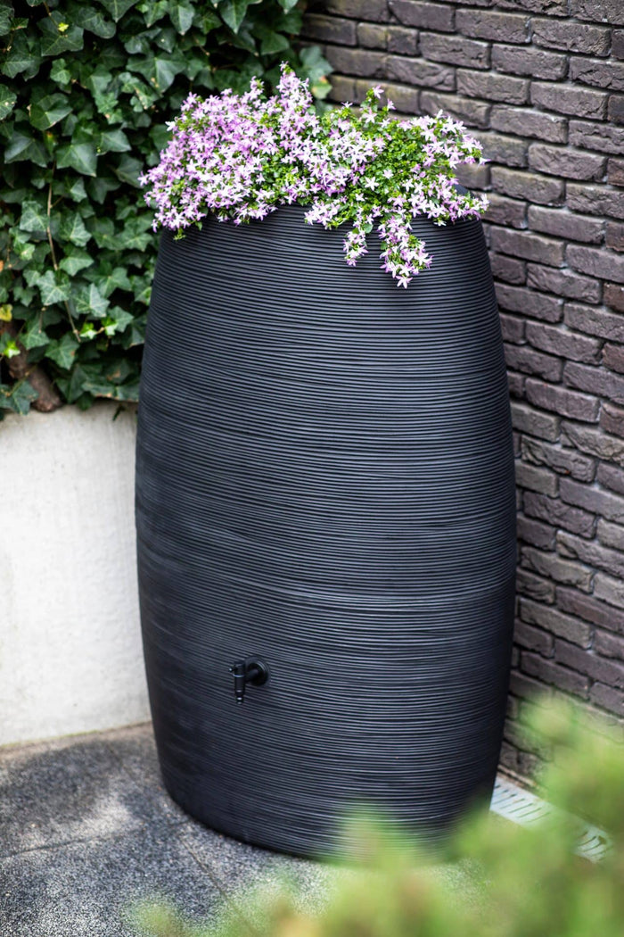 Capi Europe Regenton Rib 400L - 53x87x139 - Zwart