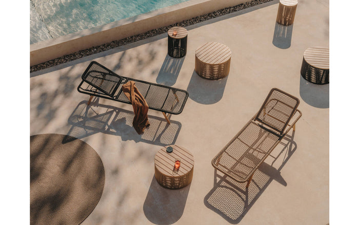 Kave Home - Bijzettafel Dandara van staal, zwart touw en massief