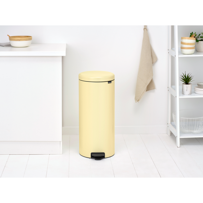 Brabantia NewIcon Pedaalemmer 30 L - Mellow Yellow