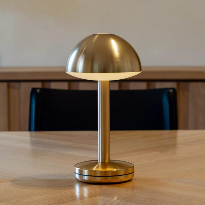 Humble Bug Oplaadbare Tafellamp - Gold