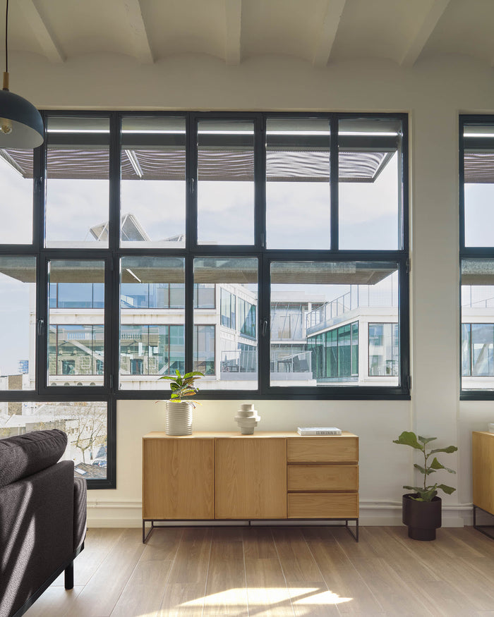 Kave Home - Zwarte metalen bloempot Mash 28 cm