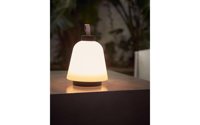 Kave Home - Udiya tafellamp in polytheen en metaal wit met zwarte