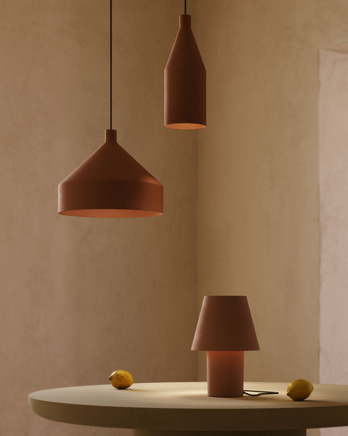 Kave Home - Canapost tafellamp in metaal met terracotta geschilderde